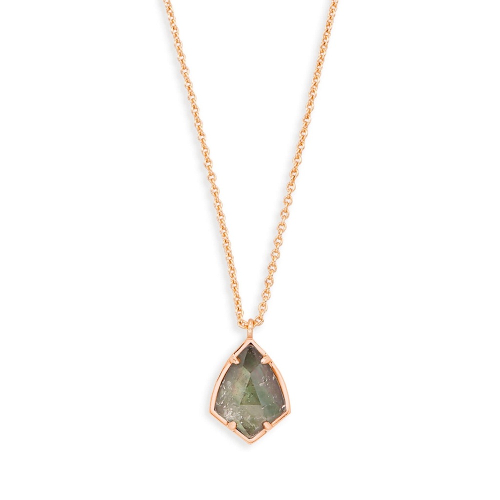 Kendra Scott necklace